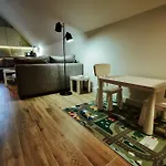 Pustelnia Z Plaza Nad Jeziorem