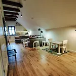 Pustelnia Z Plaza Nad Jeziorem